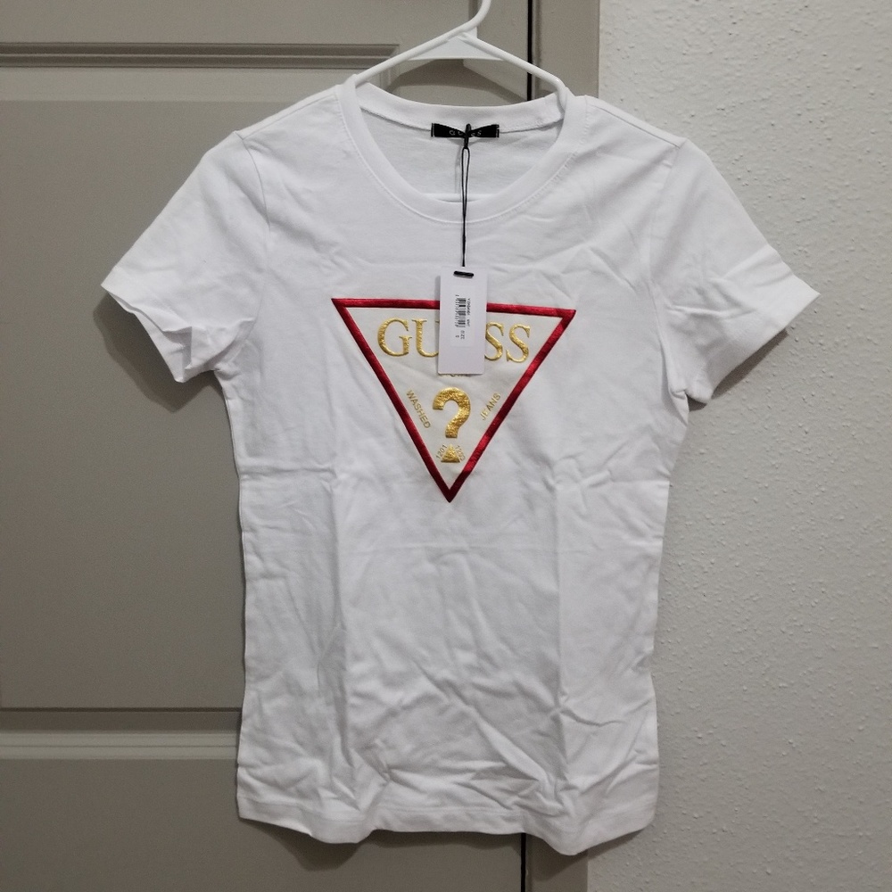 Guess shirt in small